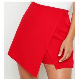 Bundle: stretchy skort & t shirt